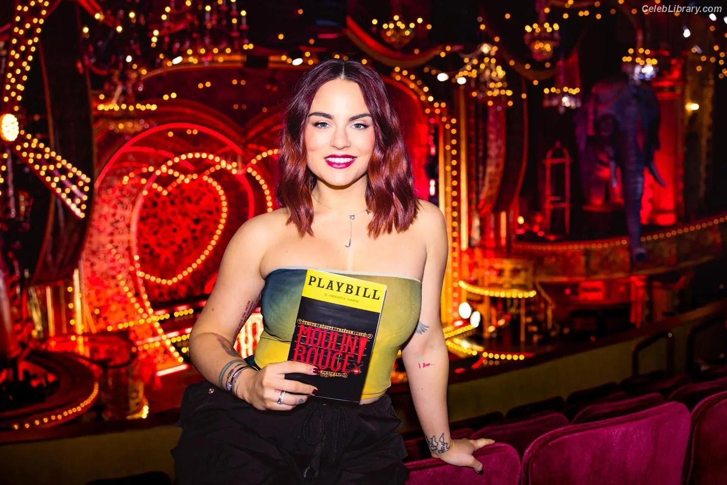 Jojo Levesque photo 7 of 403