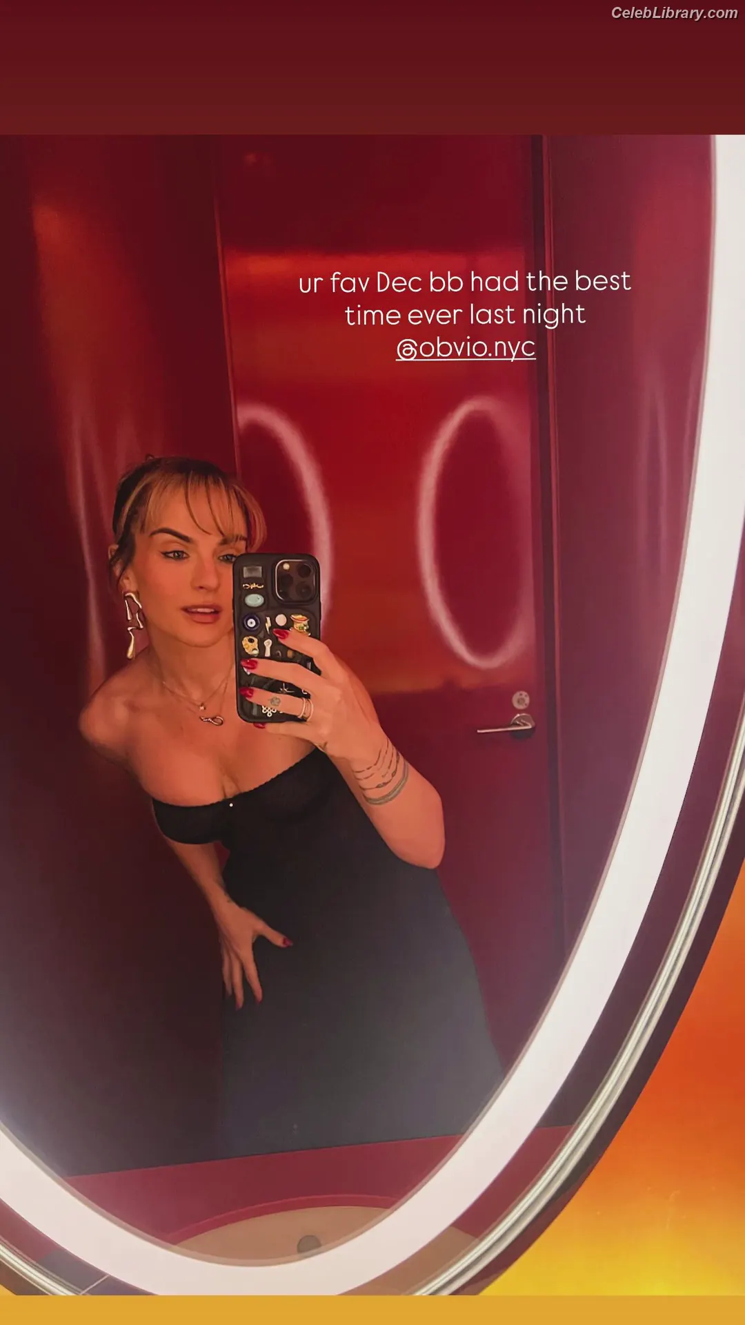 Jojo Levesque photo 14 of 403