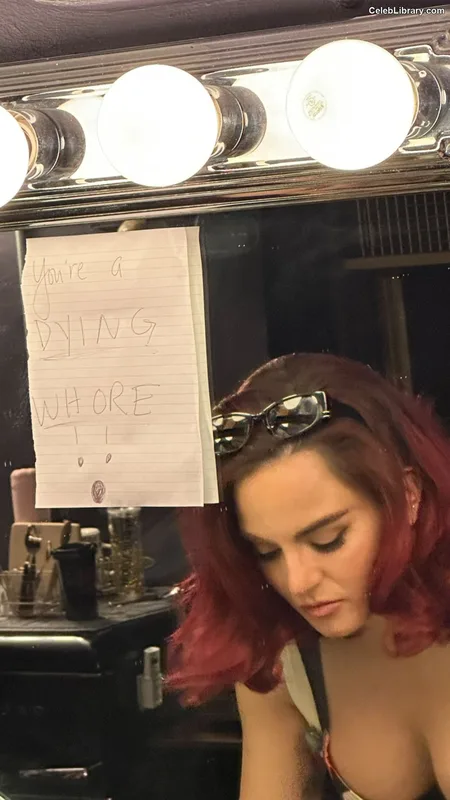 Jojo Levesque photo 6 of 400