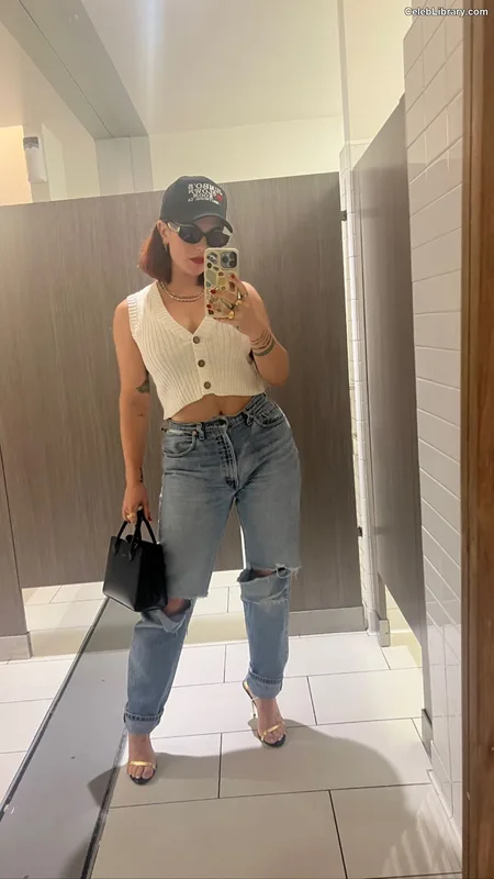 Jojo Levesque photo 14 of 400