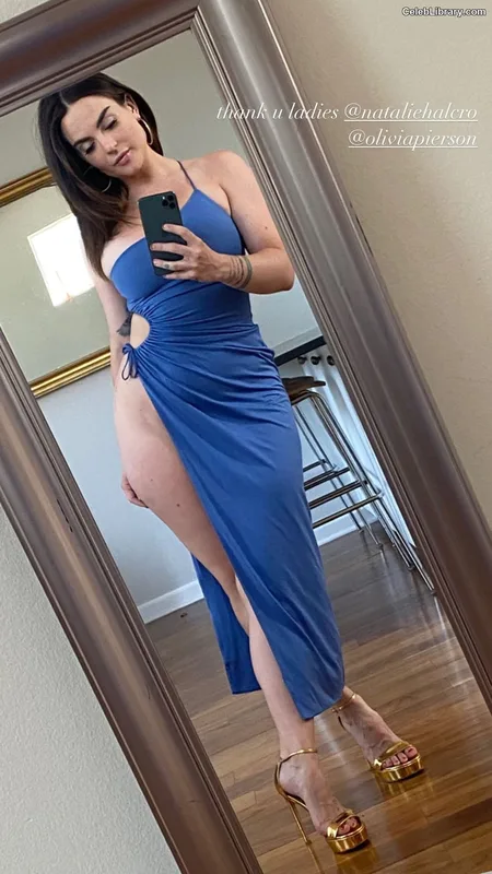 Jojo Levesque photo 16 of 400