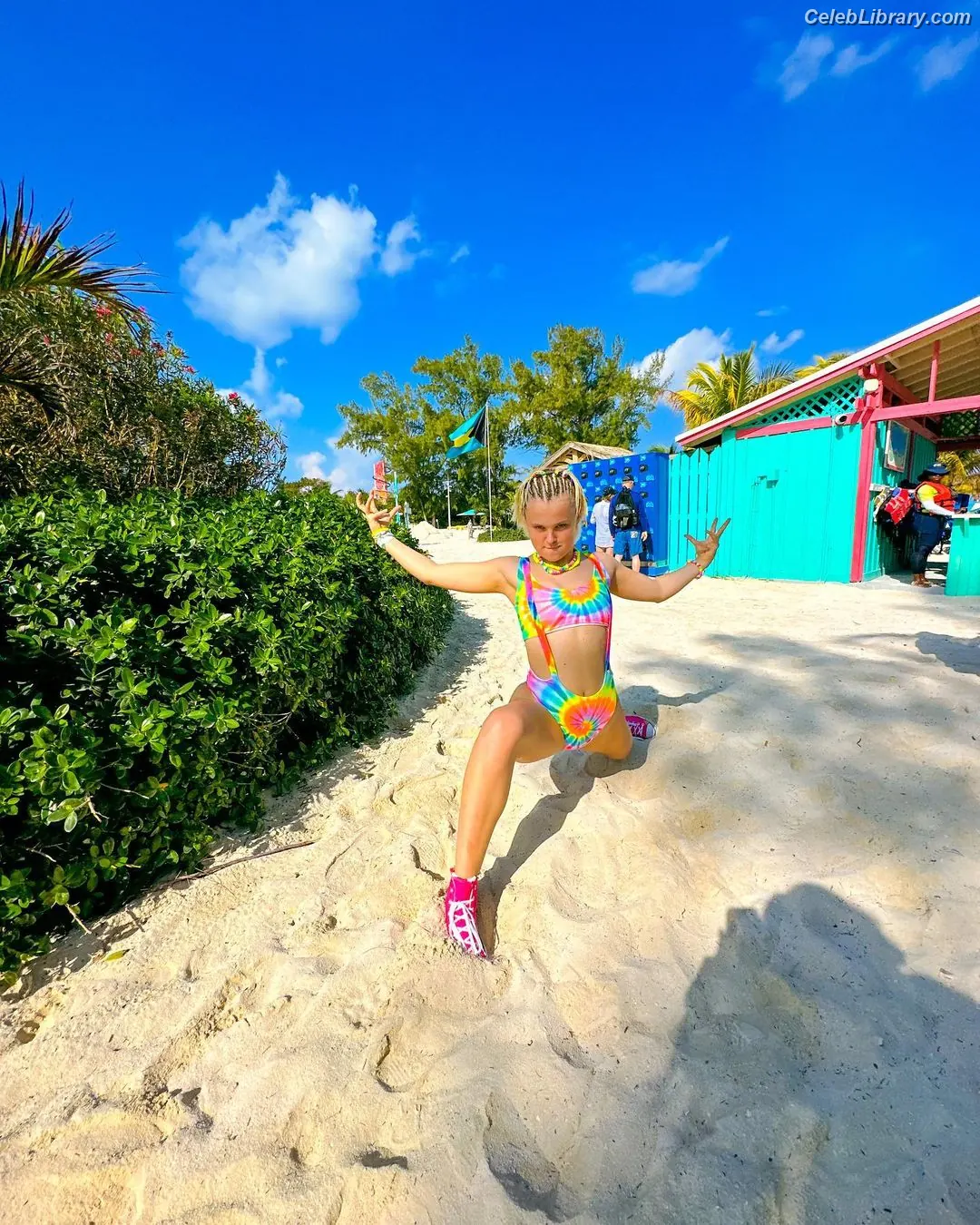Jojo Siwa photo 1 of 273