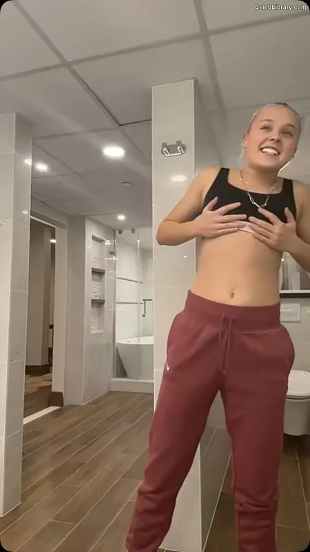Jojo Siwa photo 4 of 274