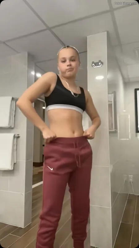 Jojo Siwa photo 5 of 274