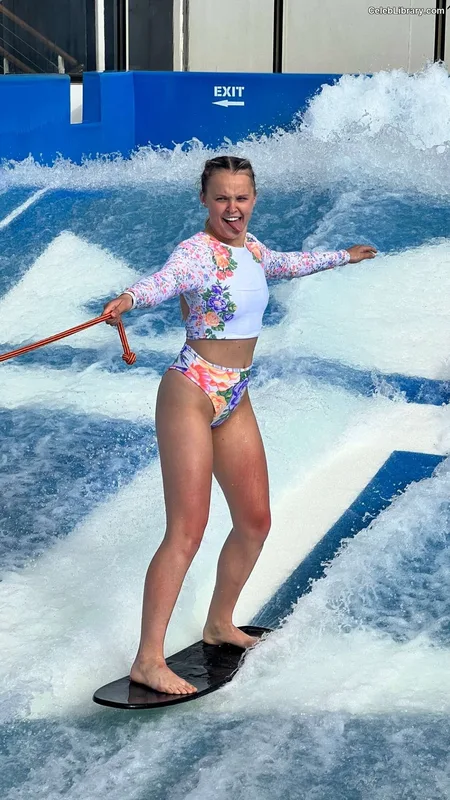 Jojo Siwa photo 3 of 274