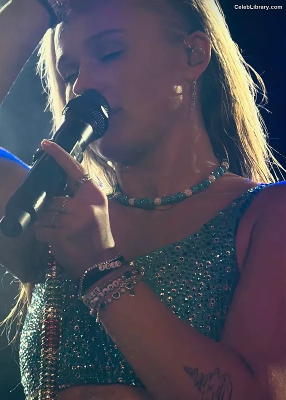 Jojo Siwa photo 22 of 274