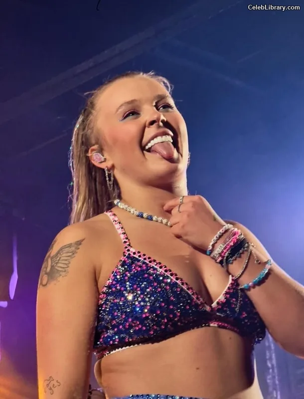 Jojo Siwa photo 4 of 274