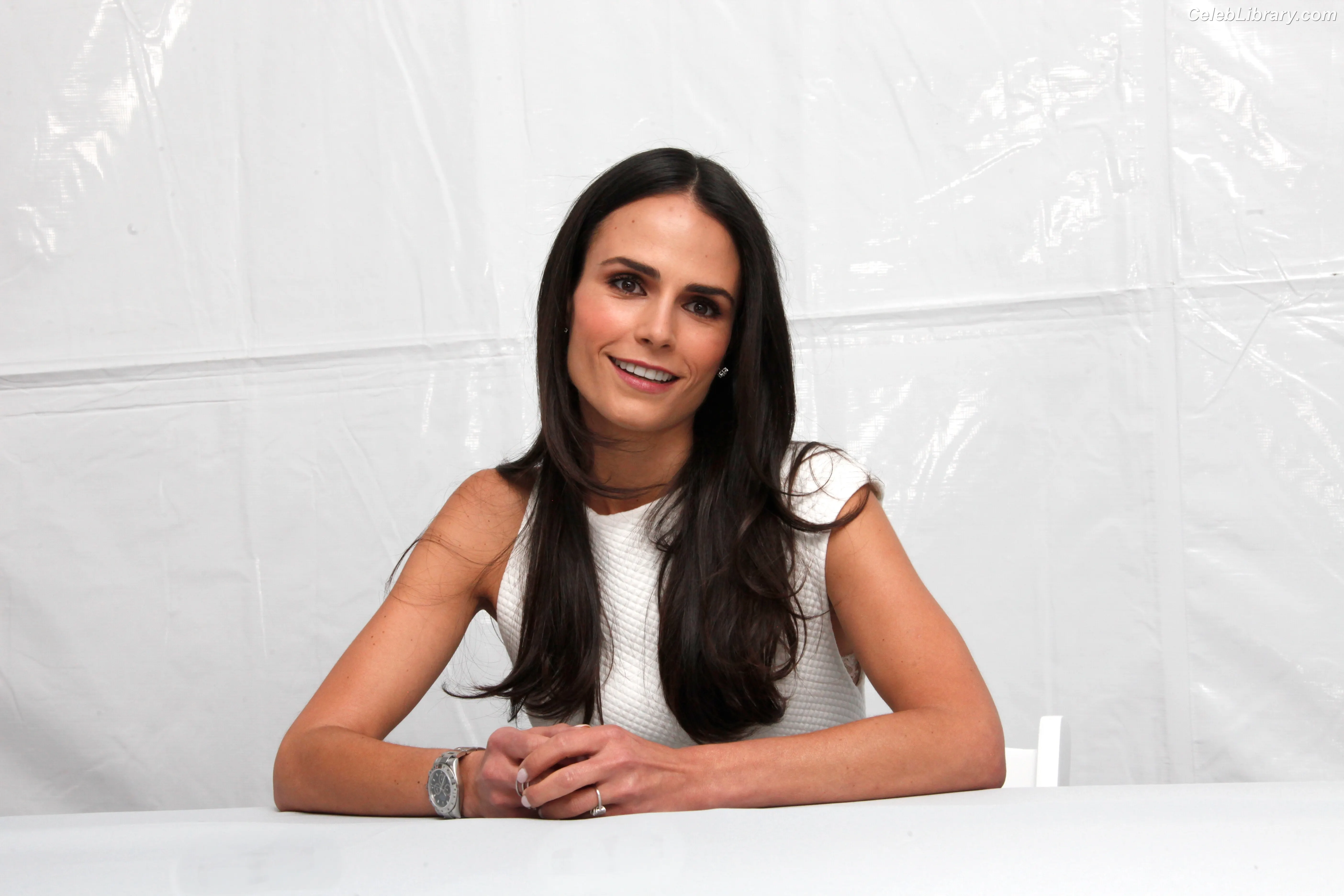 Jordana Brewster photo 19 of 372
