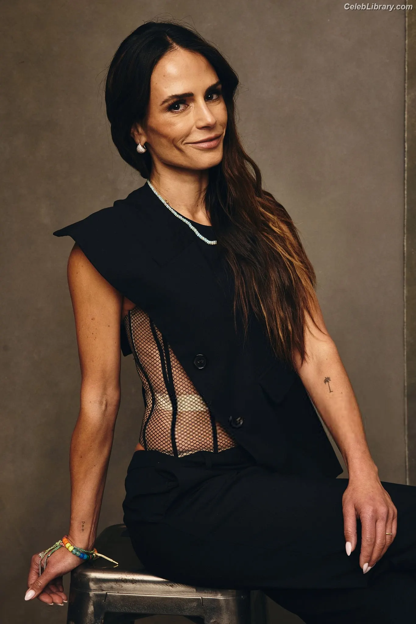 Jordana Brewster photo 3 of 372