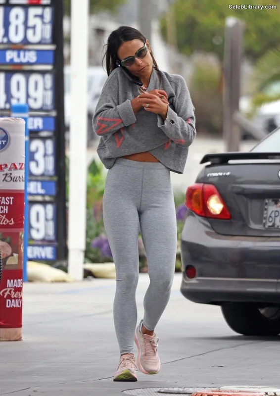 Jordana Brewster photo 6 of 373