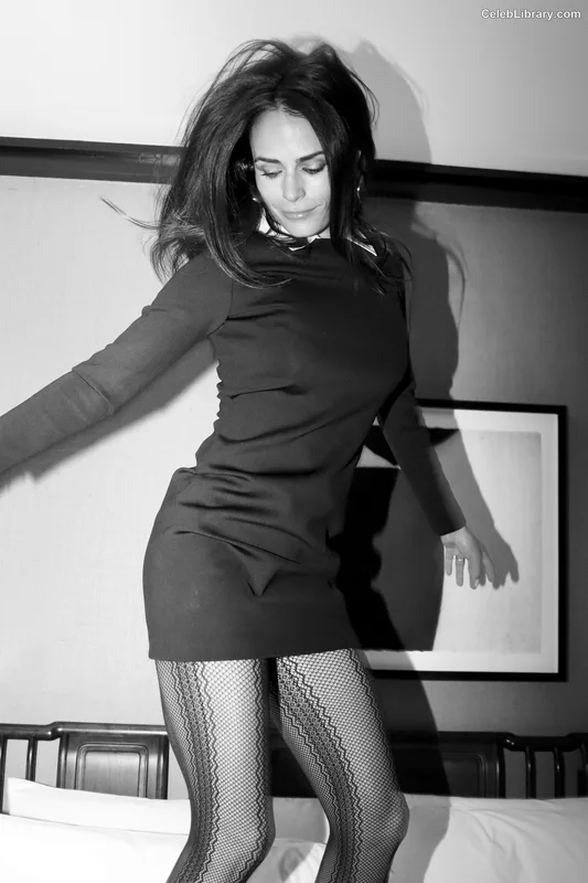 Jordana Brewster photo 16 of 373
