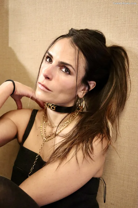 Jordana Brewster photo 8 of 373