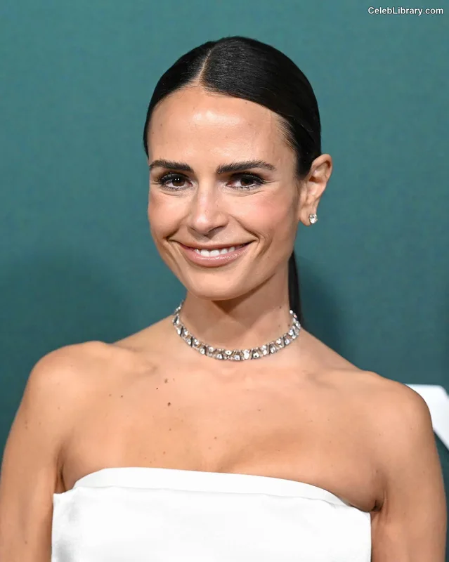 Jordana Brewster photo 24 of 373
