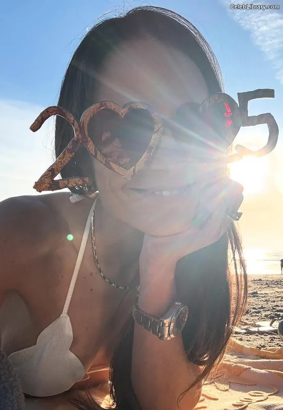 Jordana Brewster photo 20 of 373