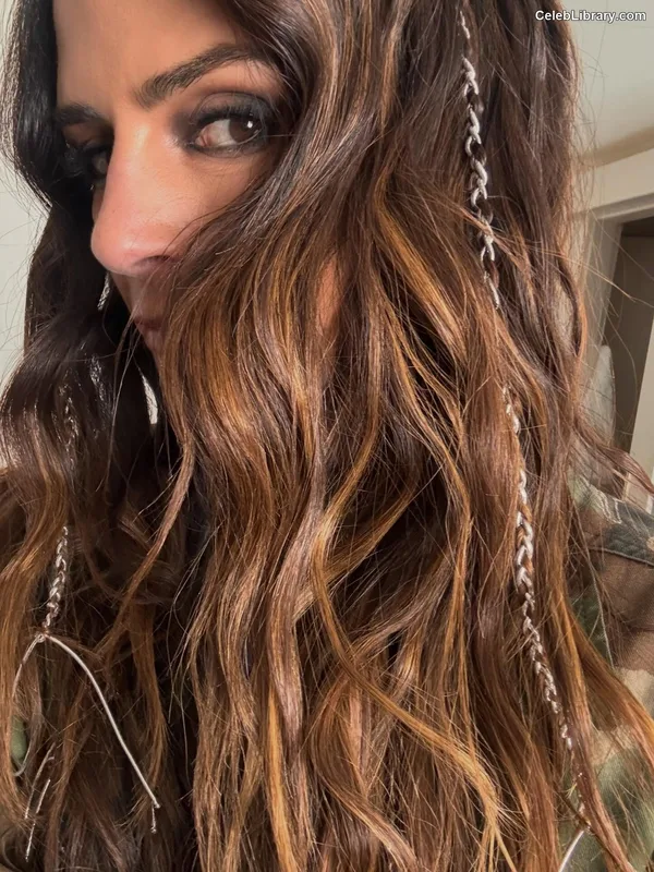 Jordana Brewster photo 22 of 373