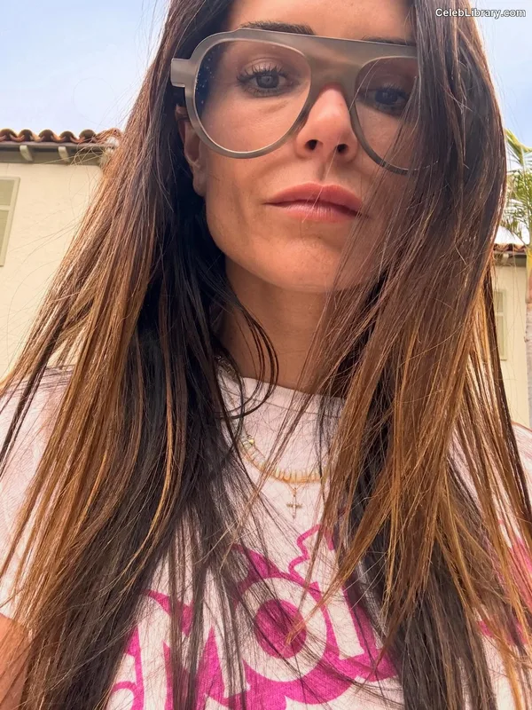 Jordana Brewster photo 24 of 373