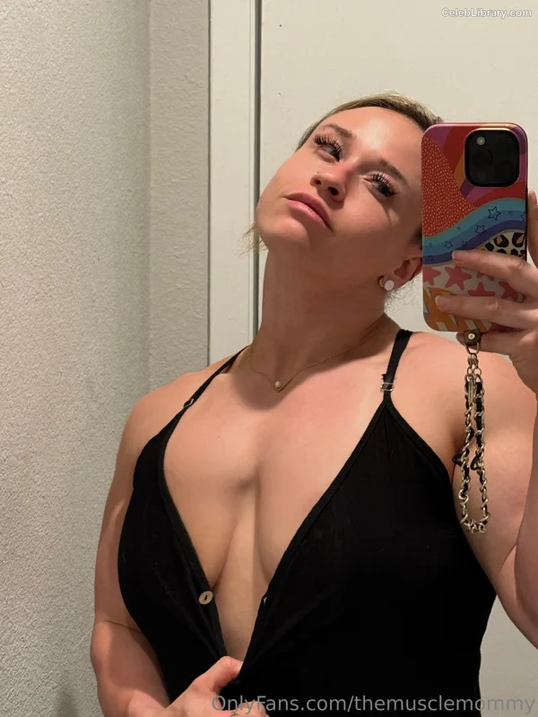 Jordynne Grace photo 3 of 1123
