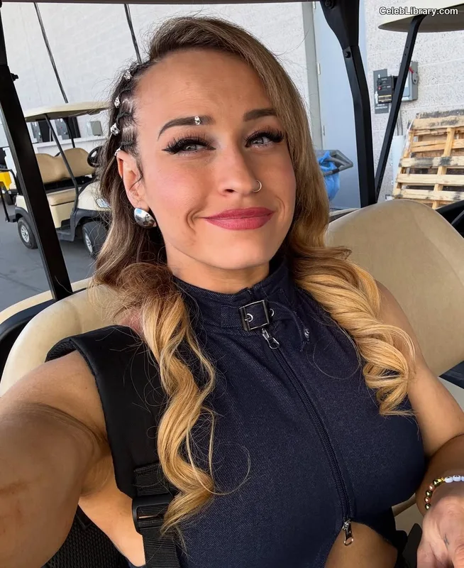 Jordynne Grace photo 2 of 1123