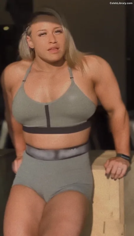 Jordynne Grace photo 3 of 1123