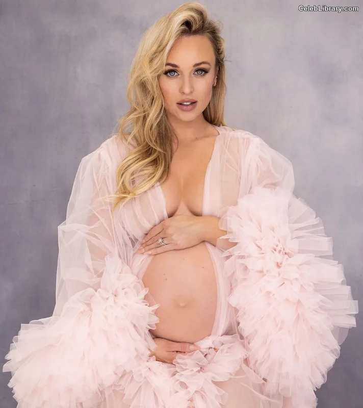 Jorgie Porter photo 6 of 124