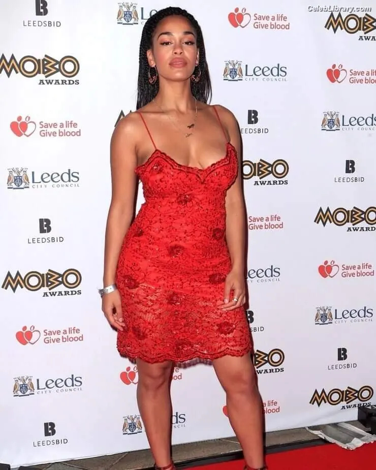 Jorja Smith photo 7 of 118