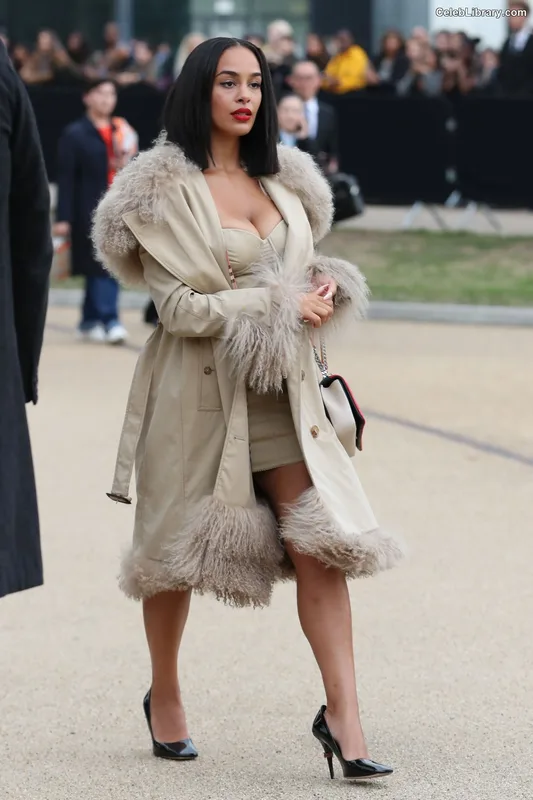 Jorja Smith photo 3 of 118