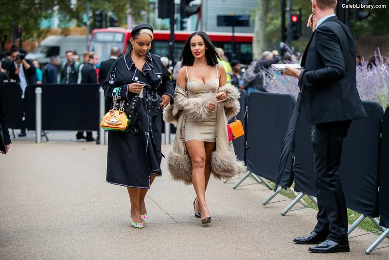 Jorja Smith photo 4 of 118