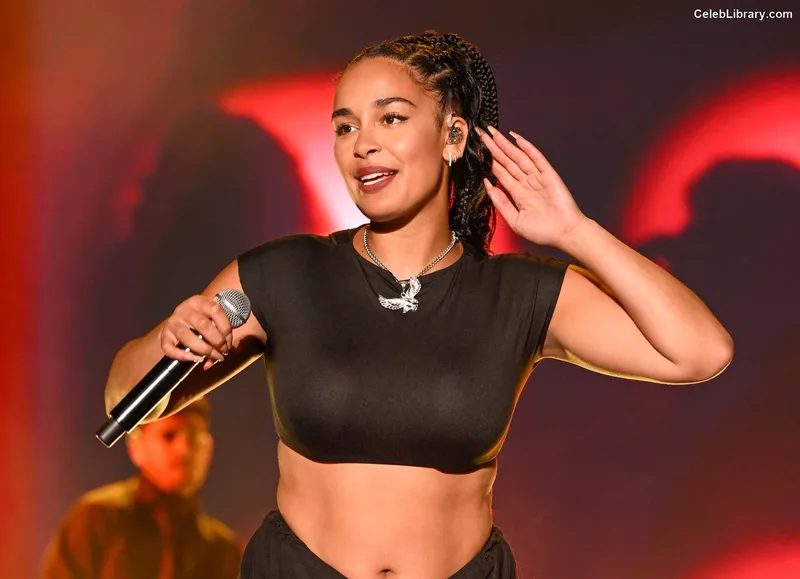 Jorja Smith photo 13 of 118