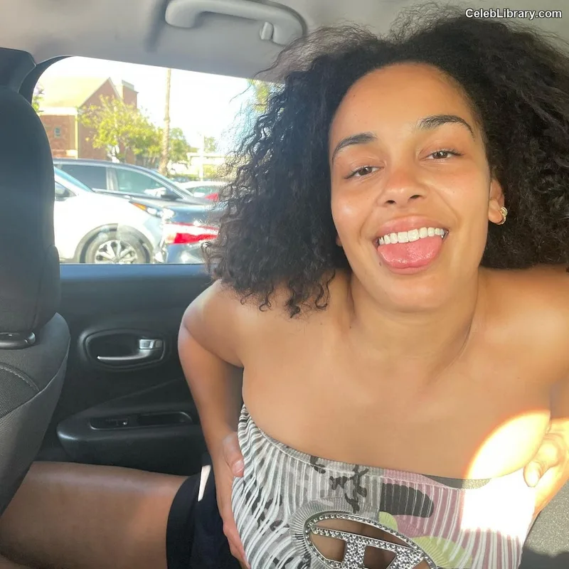Jorja Smith photo 7 of 118