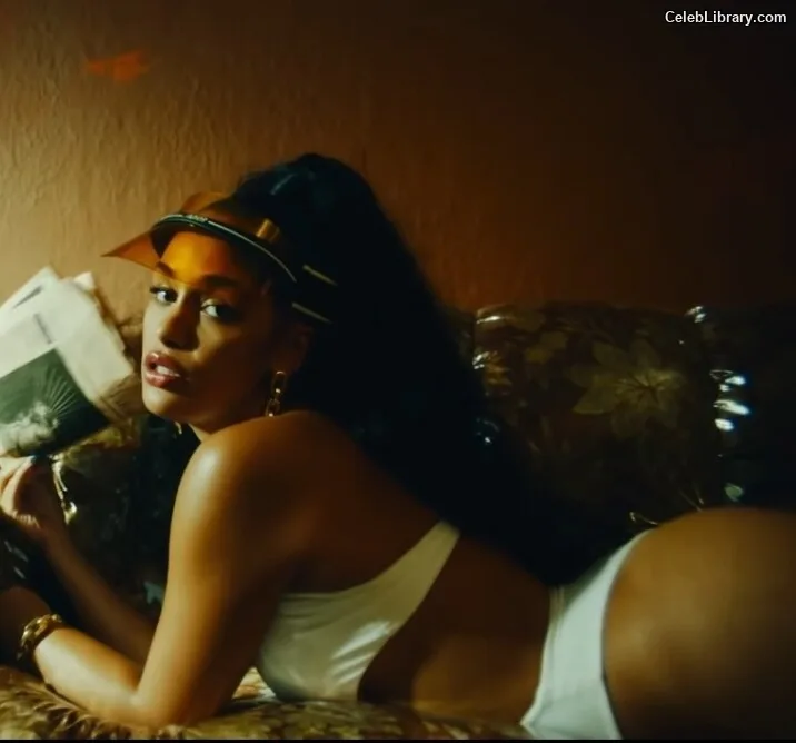 Jorja Smith photo 5 of 118