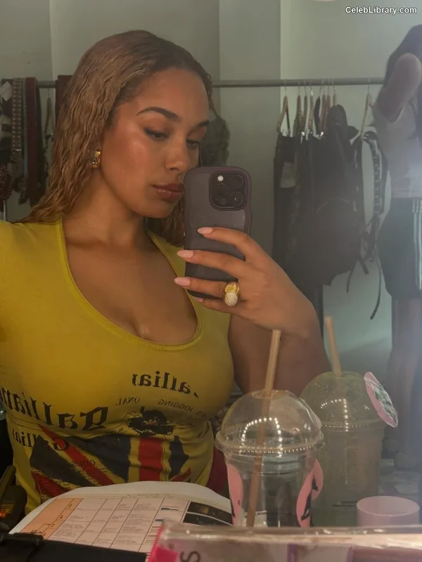 Jorja Smith photo 12 of 118