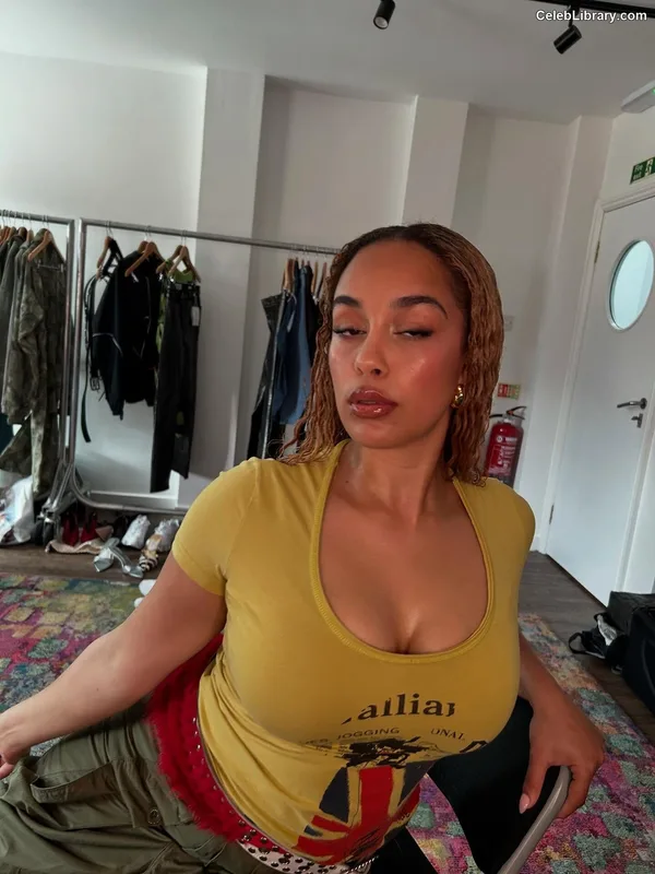 Jorja Smith photo 16 of 118