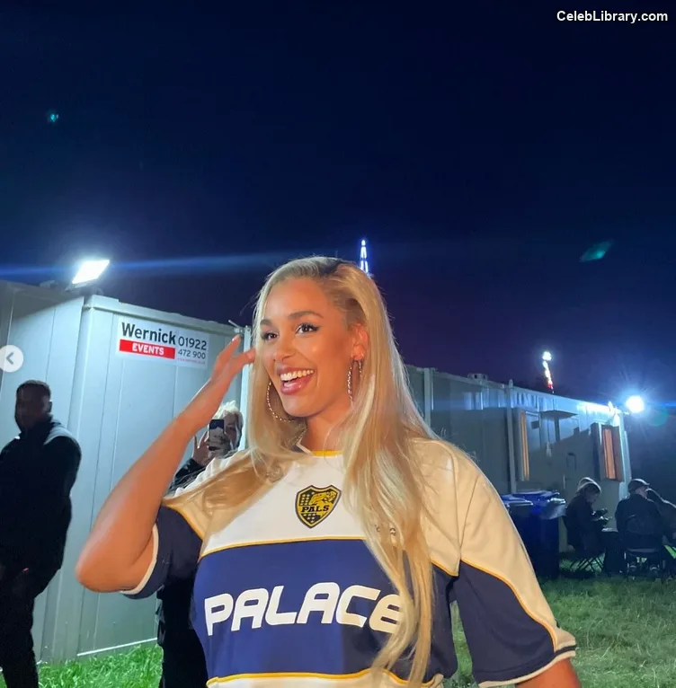 Jorja Smith photo 14 of 118