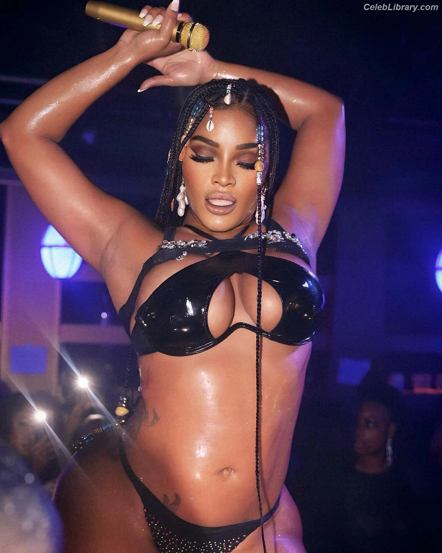 Joseline Hernandez photo 6 of 430