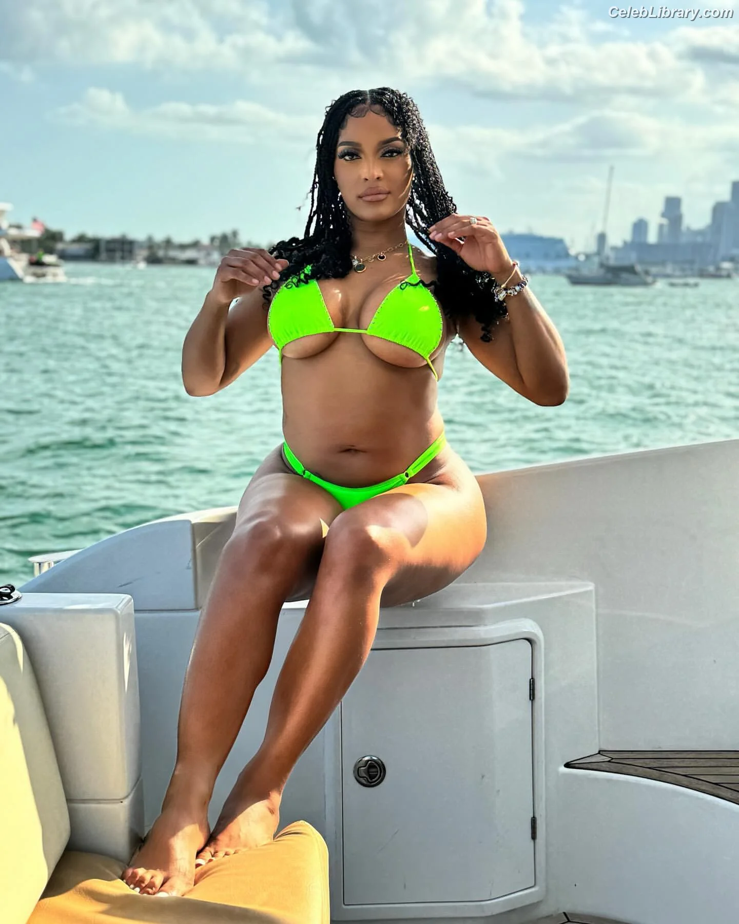 Joseline Hernandez photo 19 of 430