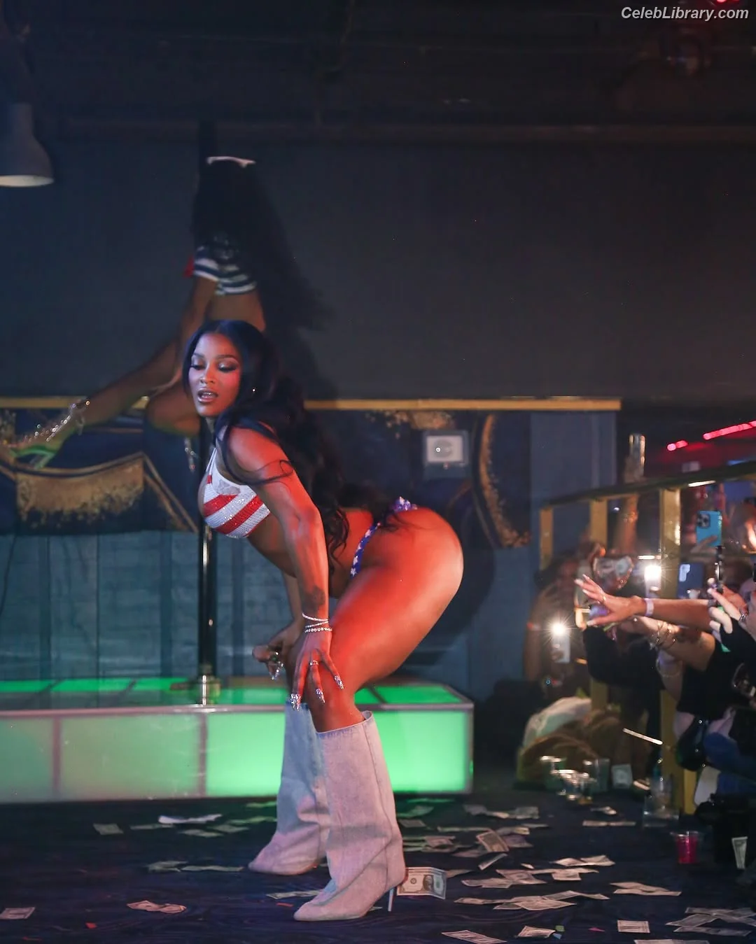Joseline Hernandez photo 20 of 430