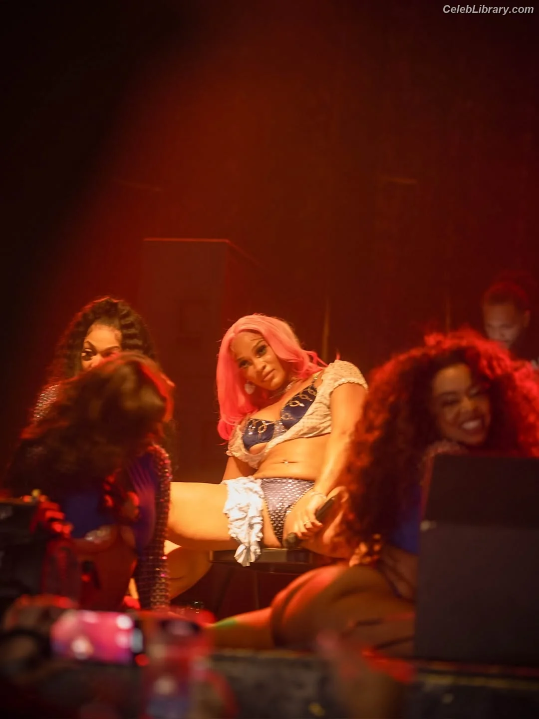 Joseline Hernandez photo 6 of 430