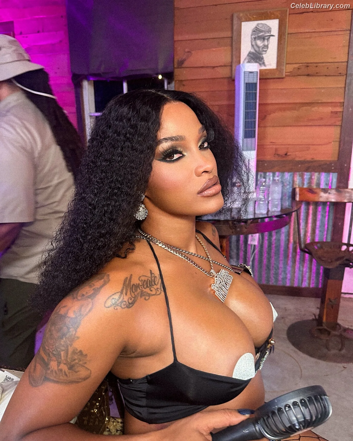 Joseline Hernandez photo 7 of 430