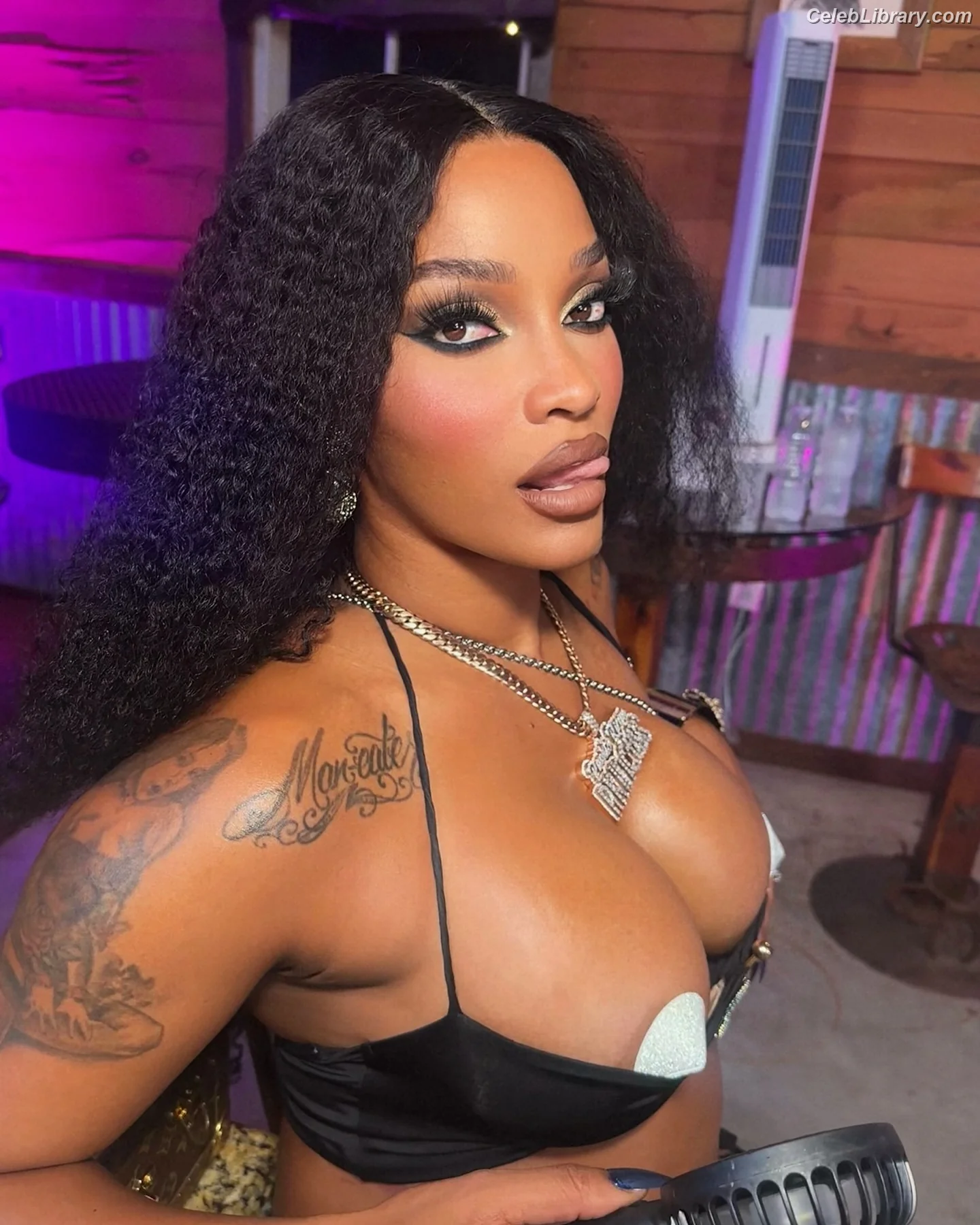 Joseline Hernandez photo 11 of 430