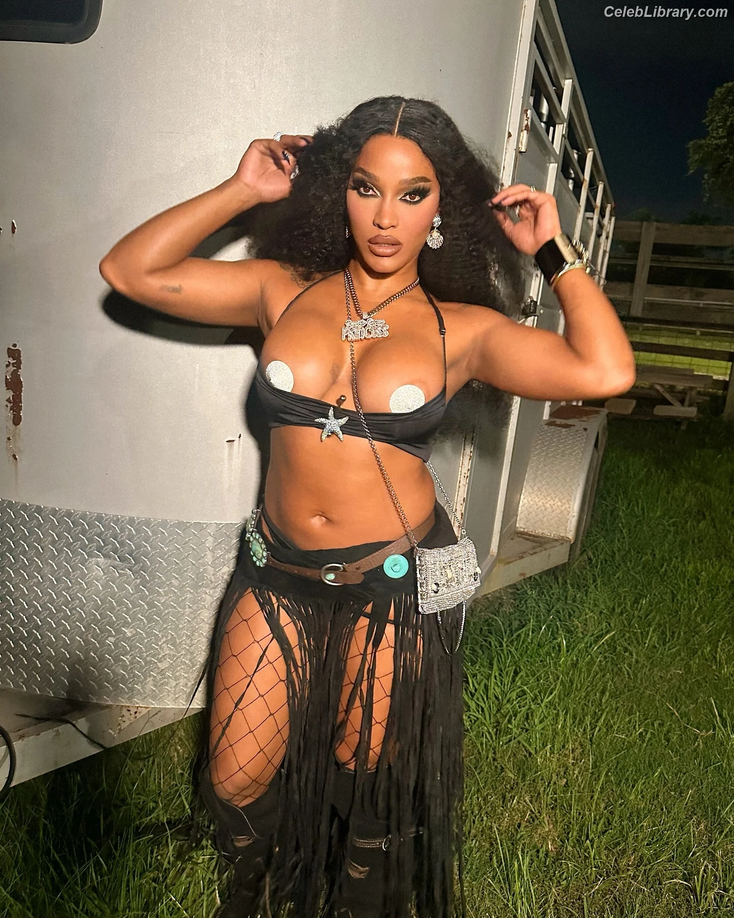 Joseline Hernandez photo 13 of 430