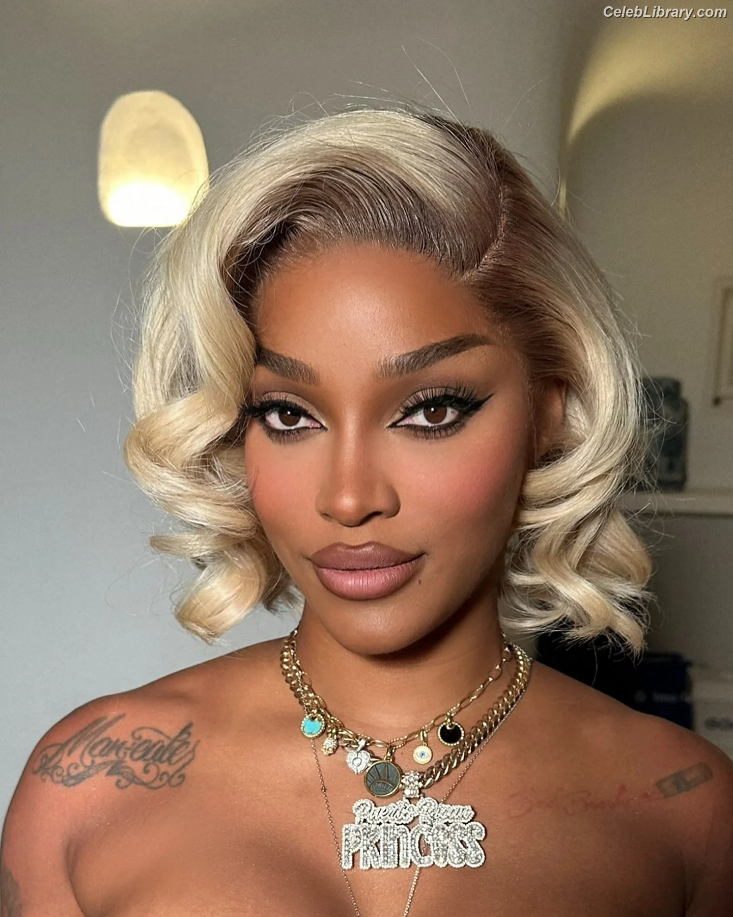 Joseline Hernandez photo 13 of 430