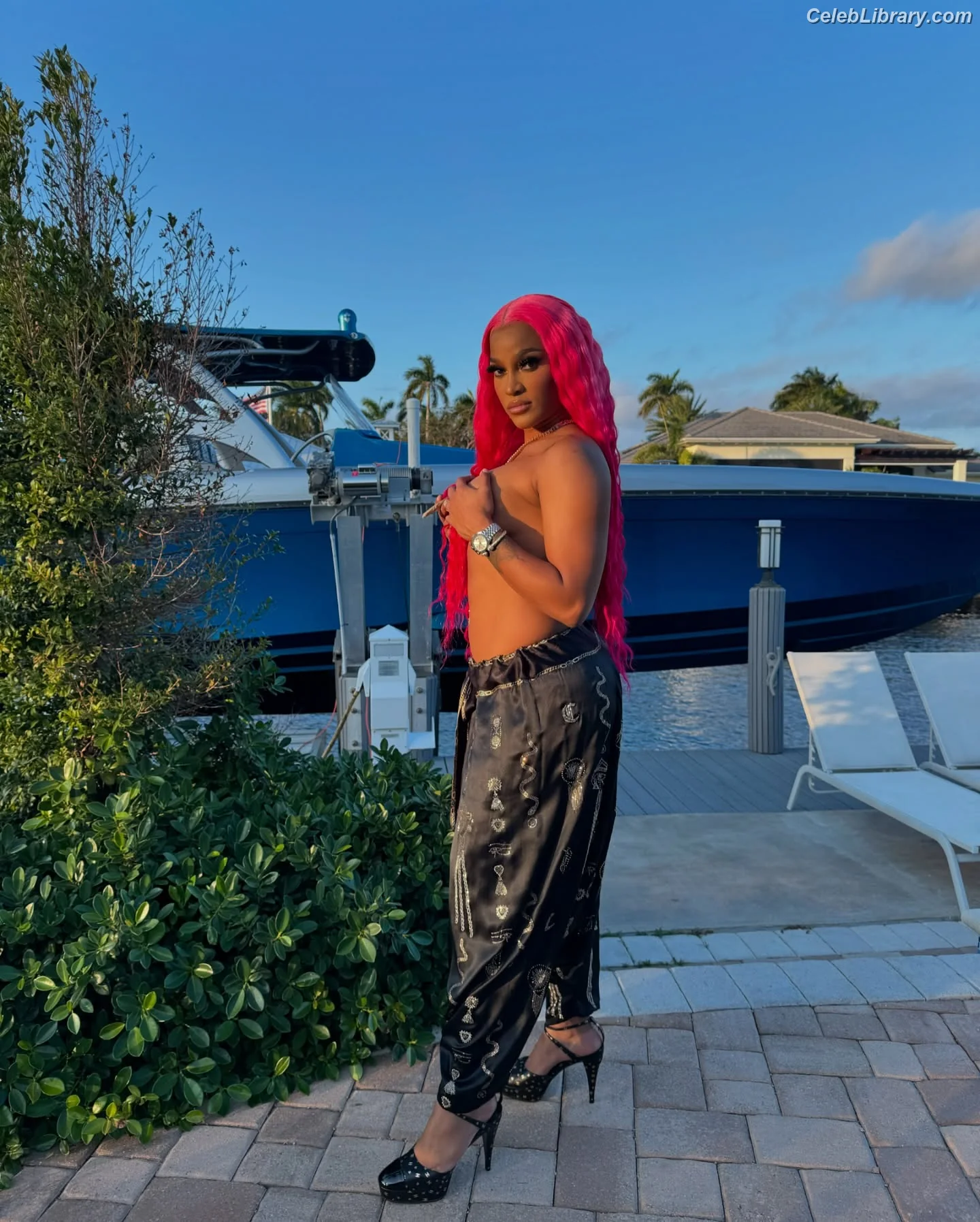 Joseline Hernandez photo 19 of 430