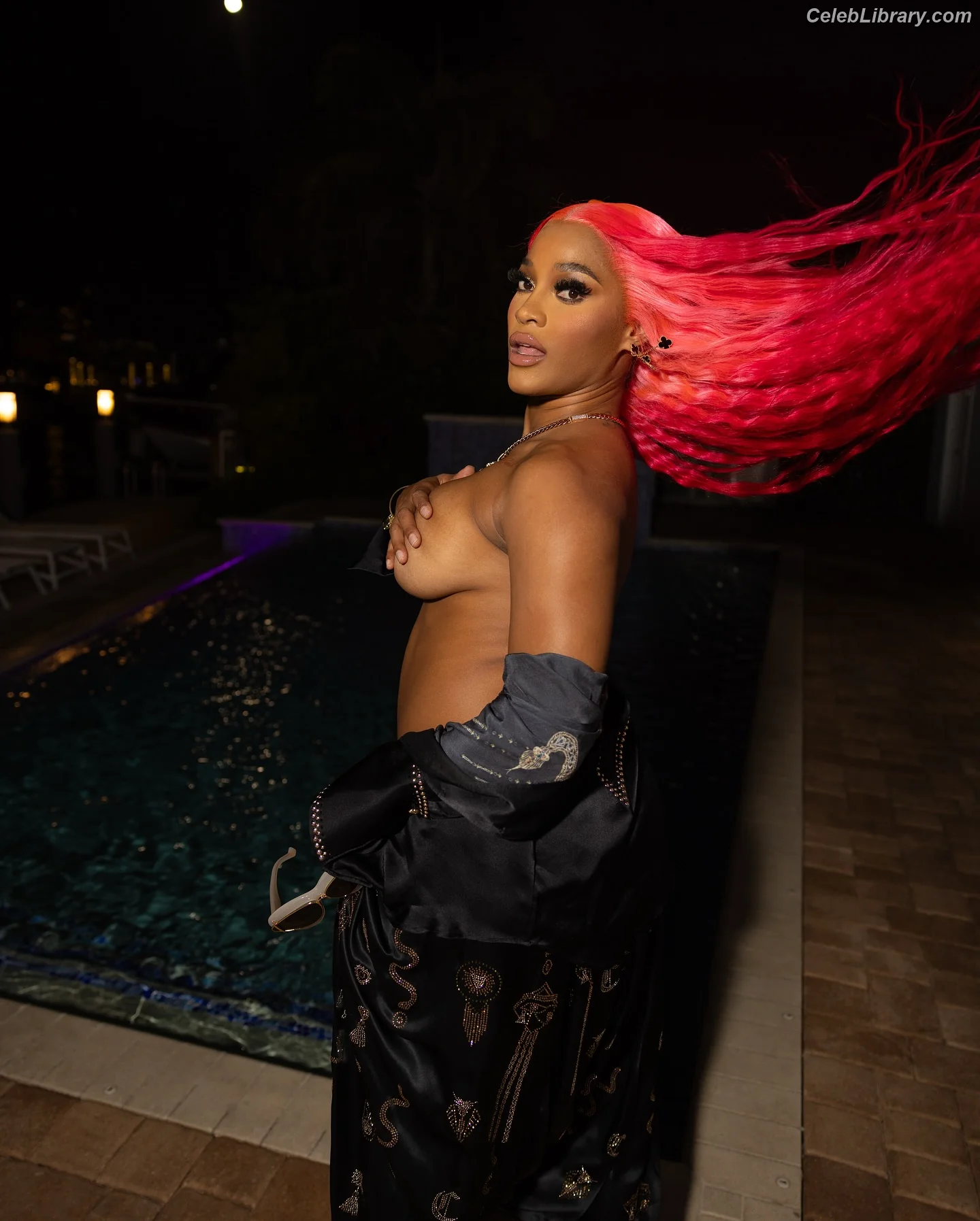 Joseline Hernandez photo 20 of 430