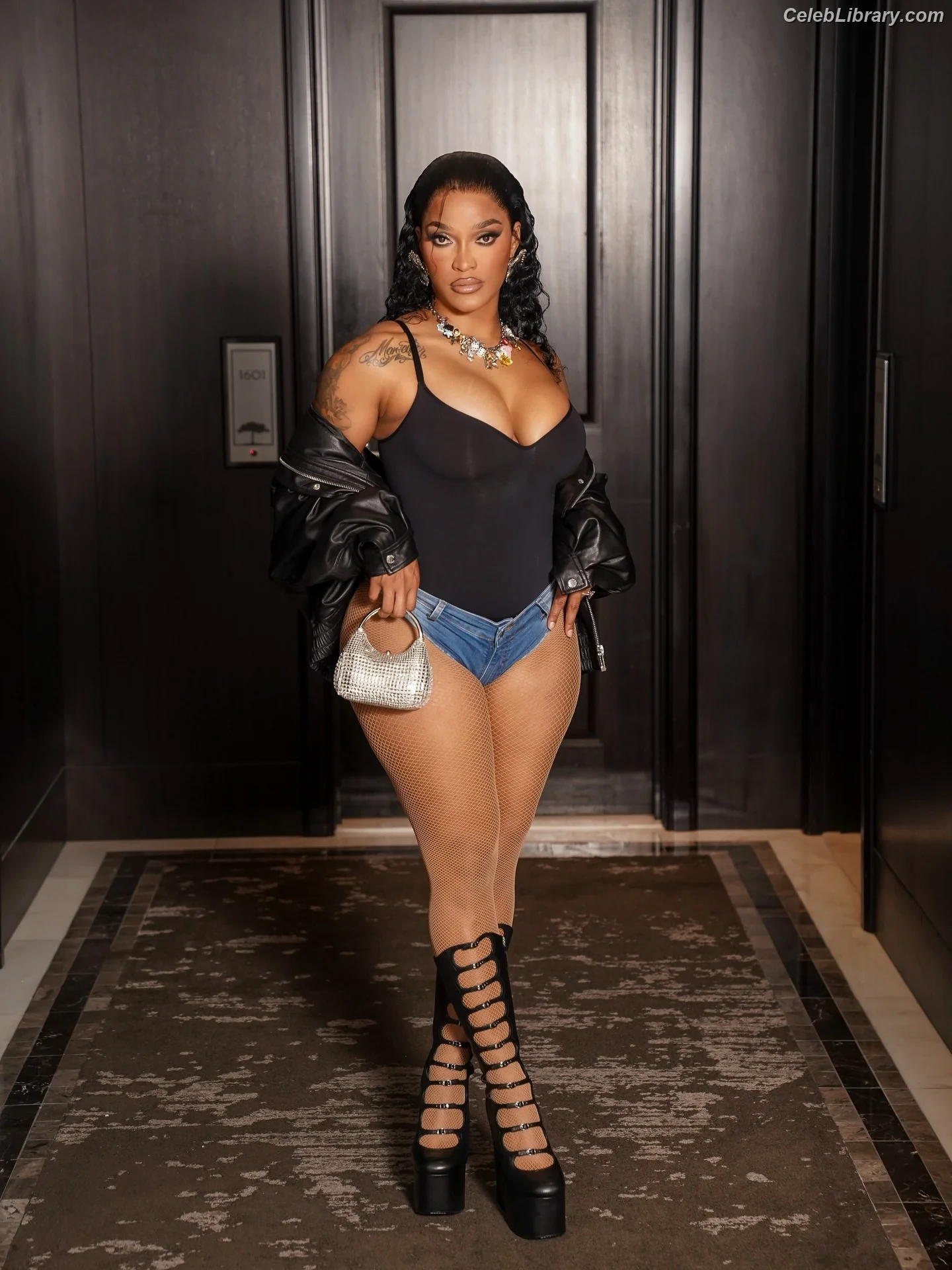 Joseline Hernandez photo 4 of 430