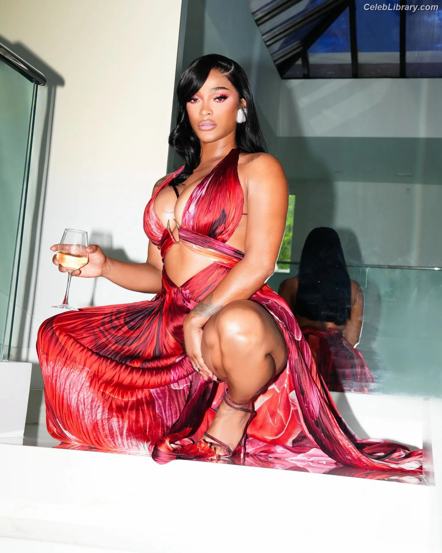 Joseline Hernandez photo 5 of 430