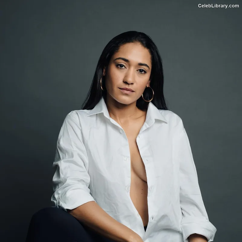 Josephine Jobert photo 5 of 43
