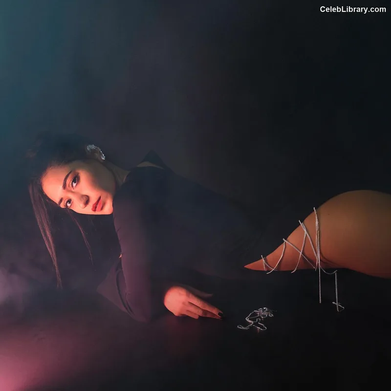 Josephine Jobert photo 7 of 43
