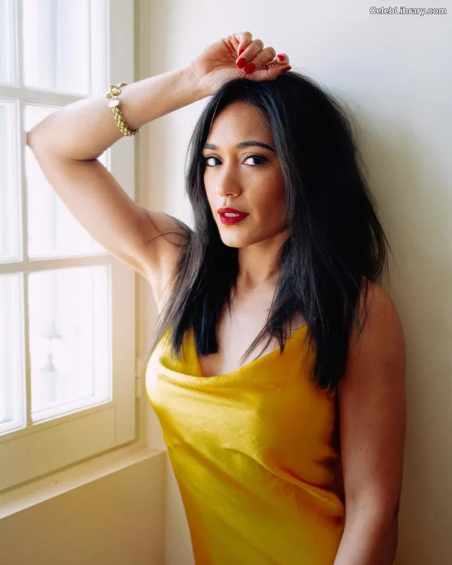 Josephine Jobert photo 9 of 43