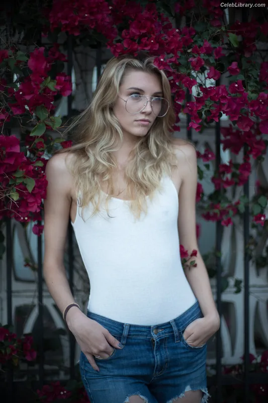 Jourdan Miller photo 3 of 12