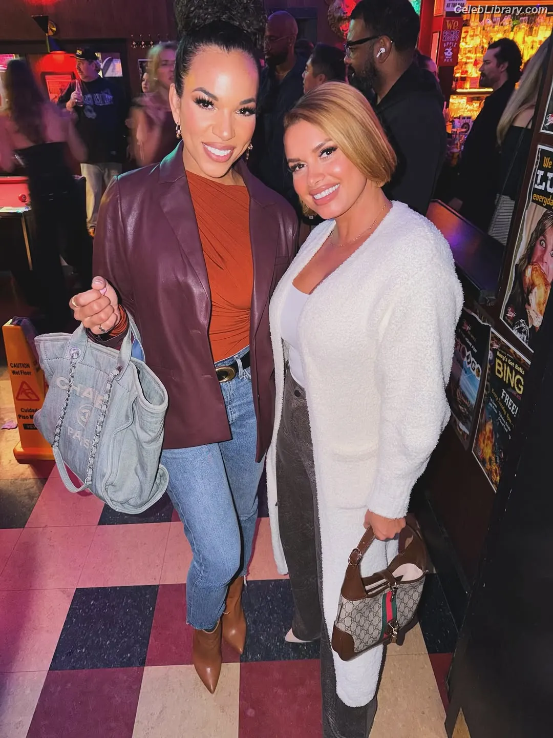 Joy Taylor photo 11 of 1109